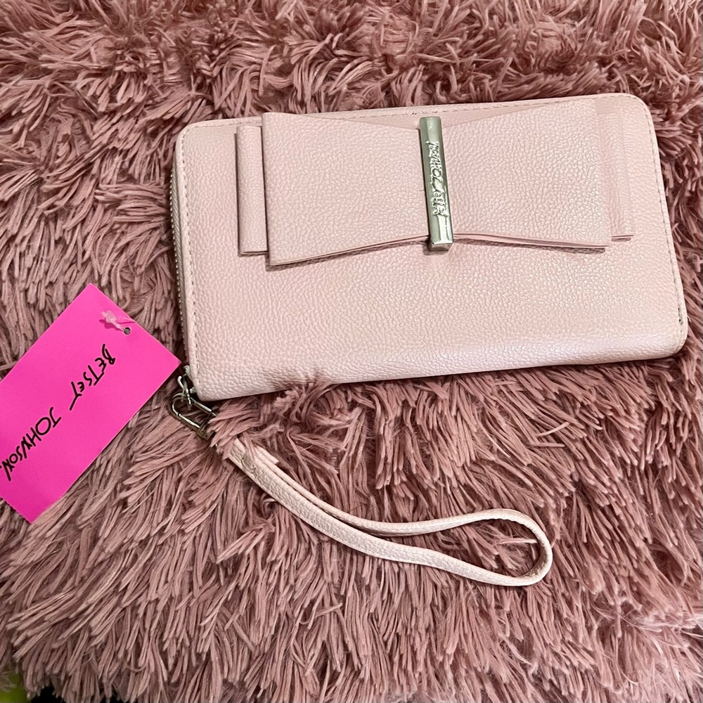 Betsey Johnson Blush Faux Leather Zip Around Wallet Wristlet FLAW